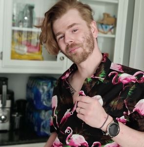 Meet your Posher, Anthony